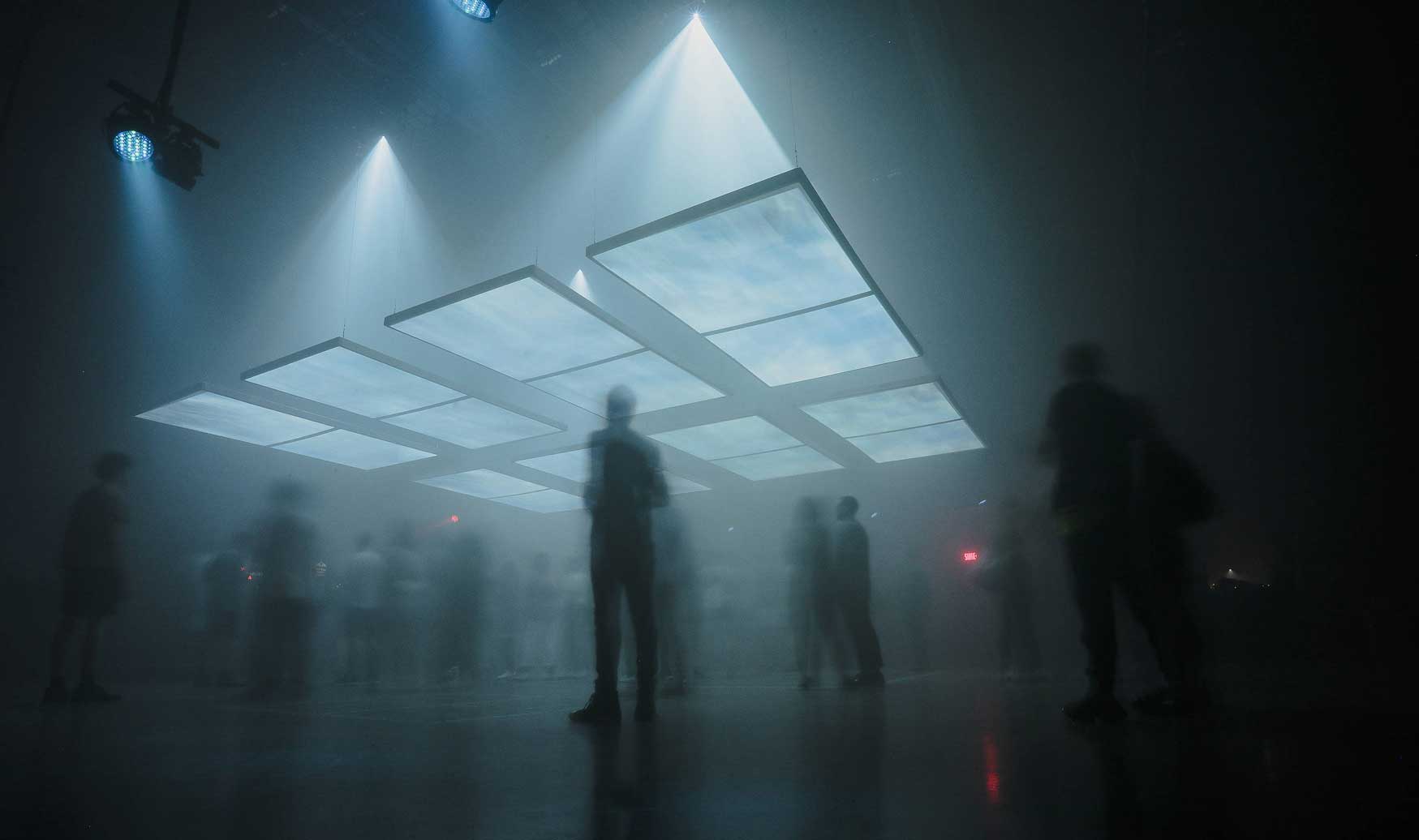 Holographic cube installation